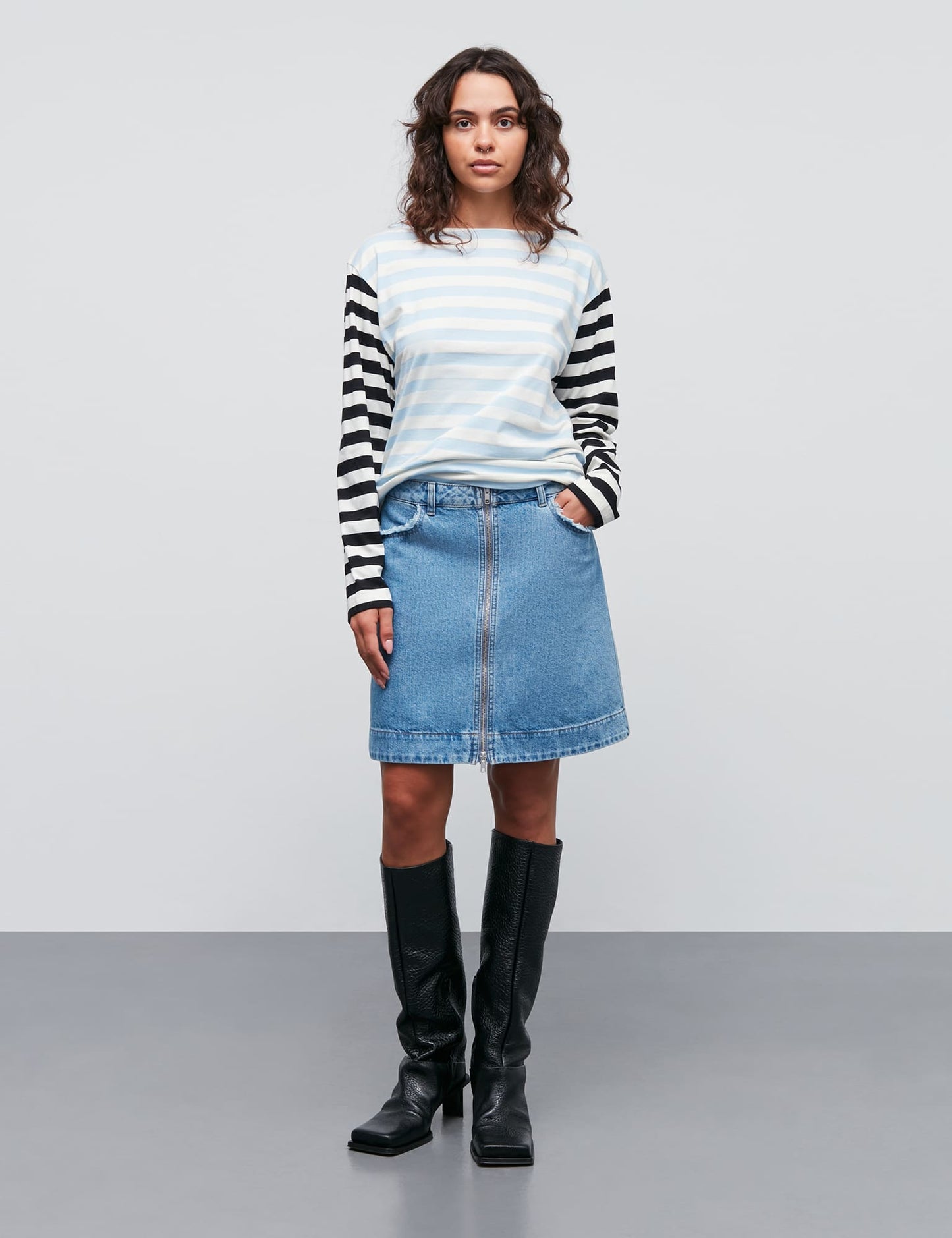 Classic Denim Riva Skirt, Mid Blue Denim