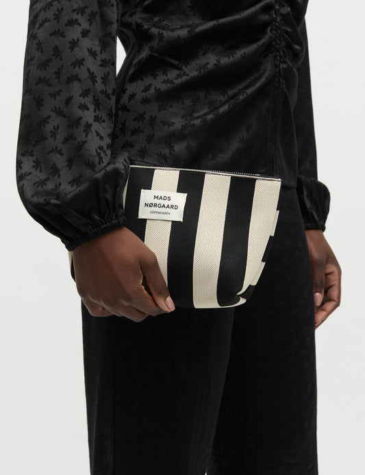 Knit Stripe Hof Make-Up Bag, Black