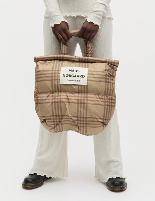 Light Ripstop Pillow AOP Bag, Cornstalk/Cocoa Brown